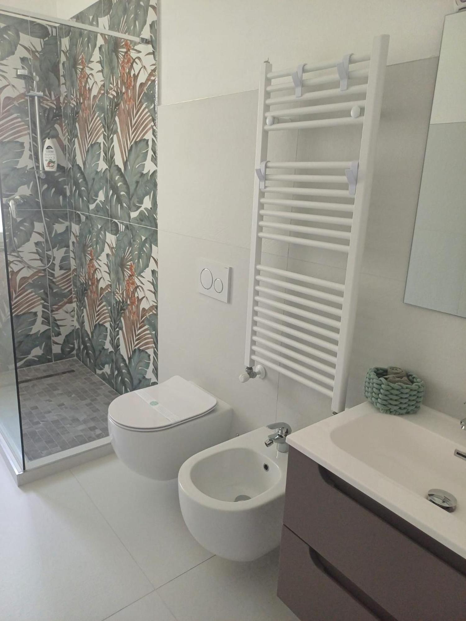 "Nonna Maria" Apartment Venegono Superiore Bagian luar foto